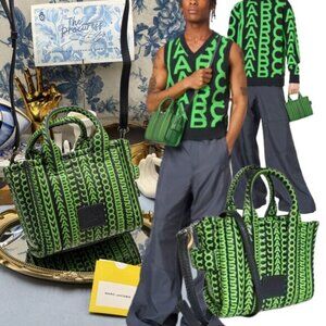 🆕 MARC JACOBS 🧿 NWT Monogram Print Micro Tote Bag, Black & Green